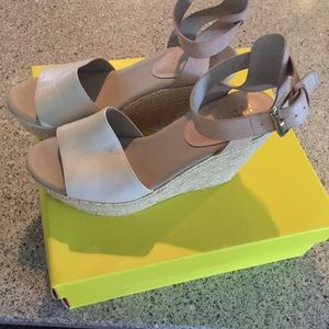 Kenneth Cole wedges